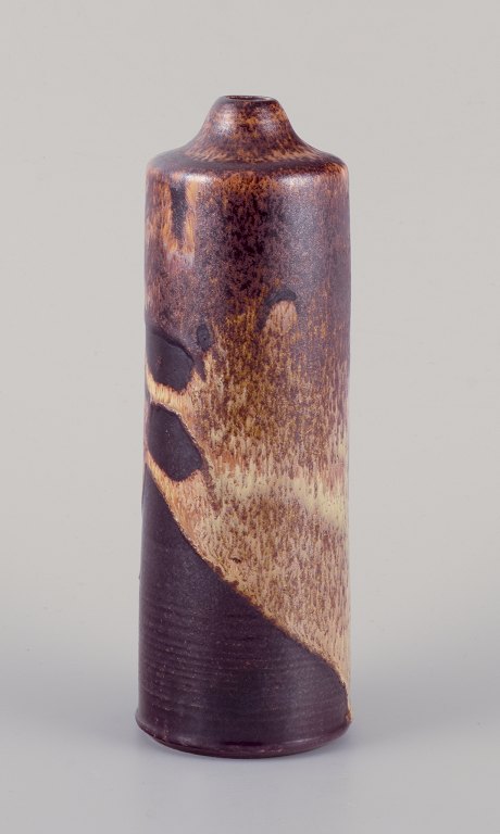 Elly Kuch (1929-2008) and Wilhelm Kuch (1925-2022). Unique ceramic vase.