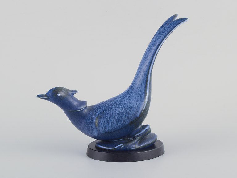 Gunnar Nylund for Rörstrand.Ceramic figurine in the shape of a bird.