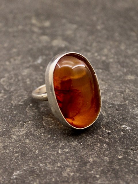 Sterling sølv ring med rav