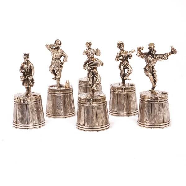 Set of six Russian silver cups marked circa 1880. H: 9cm