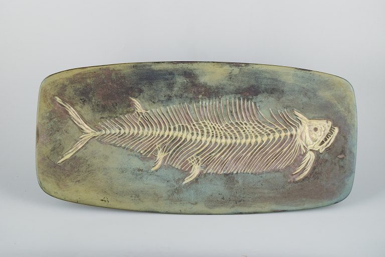 Hans Hedberg, Swedish ceramicist, for Biot, France.Colossal unique elongated platter featuring a fish skeleton motif.