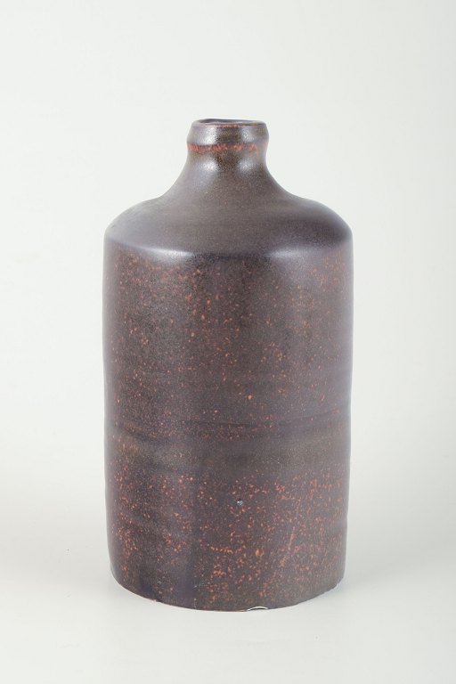 European Studio Potter, Vase.