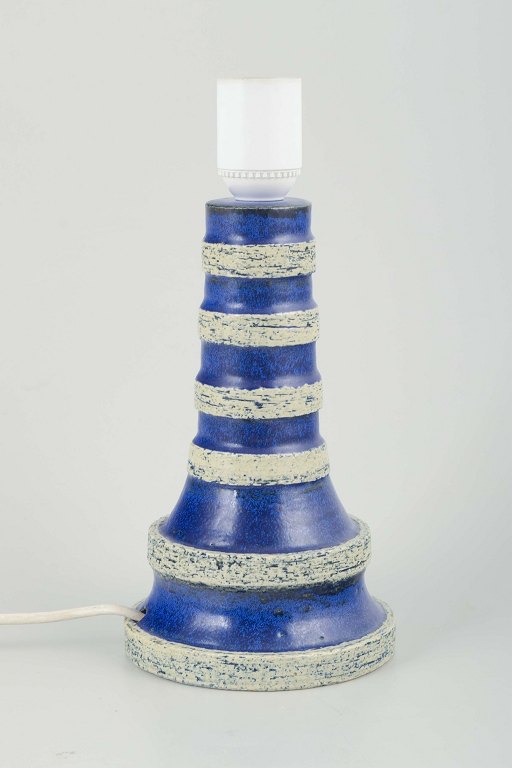 Britt-Louise Sundell (1928–2011)Gustavsberg, Sverige.Bordlampe, 1960/70’erne.