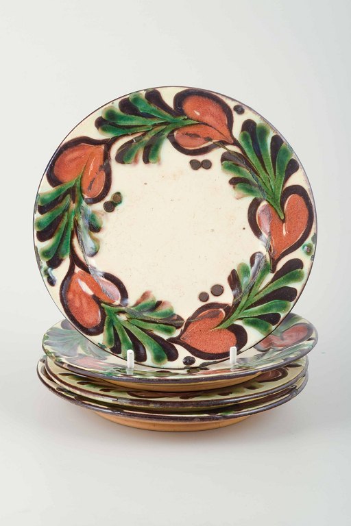 Kähler, DanmarkFire små tallerkner i Marguerite-stellet.