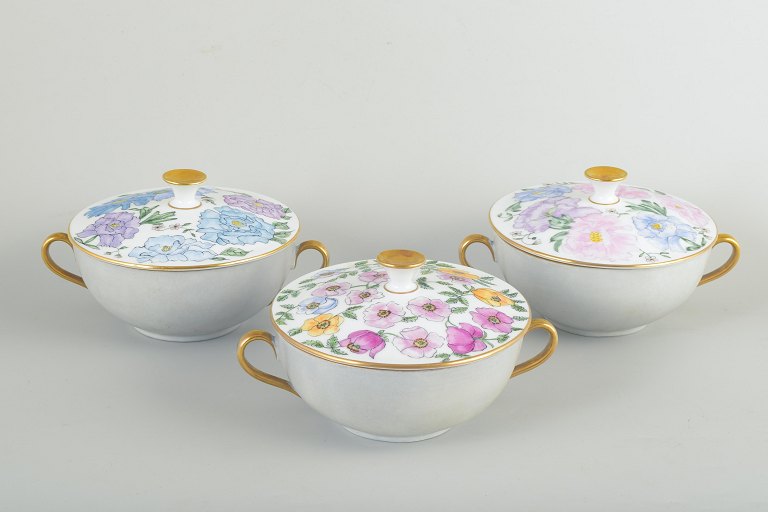 Bing & Grøndahl, bouillonkopper med låg, 1960’erne.
