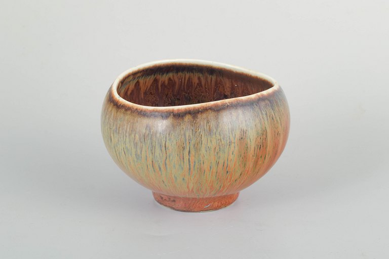 Gunnar Nylund for RörstrandBowl, mid-20th century.