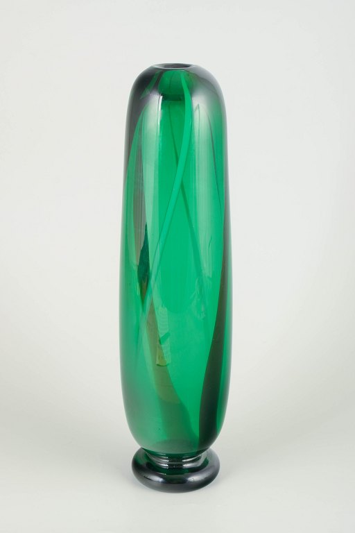 Scandinavian studio glassLarge art glass vase, 1970s.