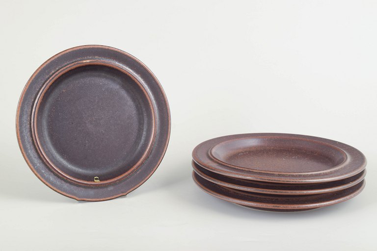 Arabia FinlandTallerkener “Ruska”, 1960/70’erne.