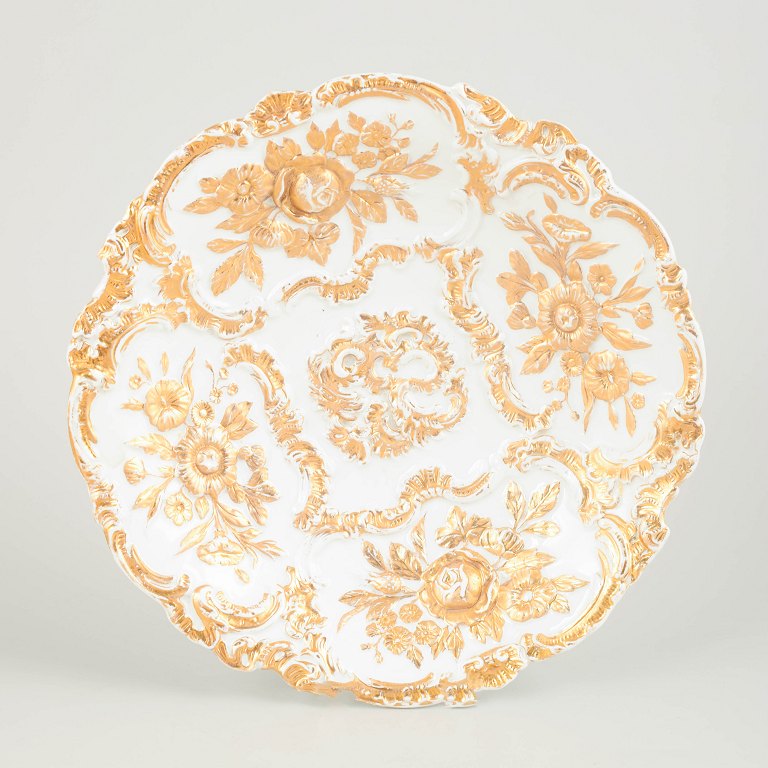 MeissenAntique dish, late 19th century.