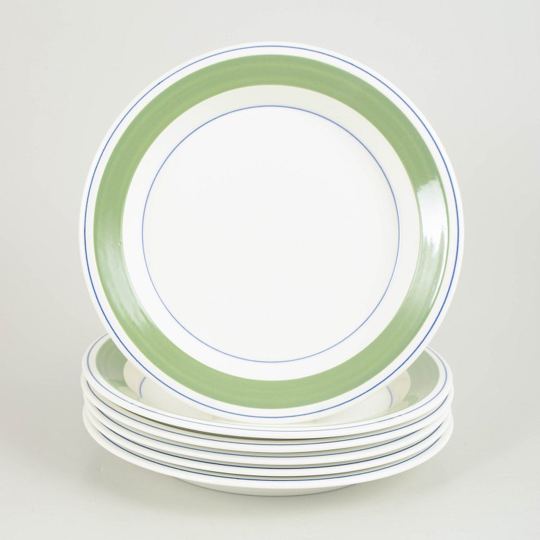 Esteri Tomula for Arabia, Finland, set of 6 dinner plates.