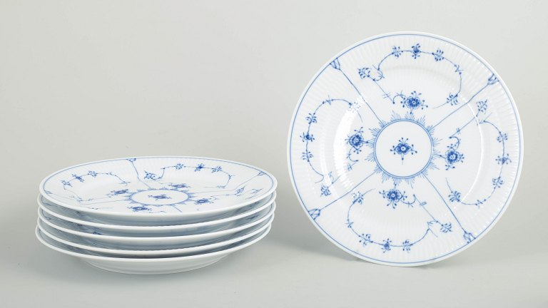 Royal Copenhagen Blue Fluted Plain, set of six dinner plates.