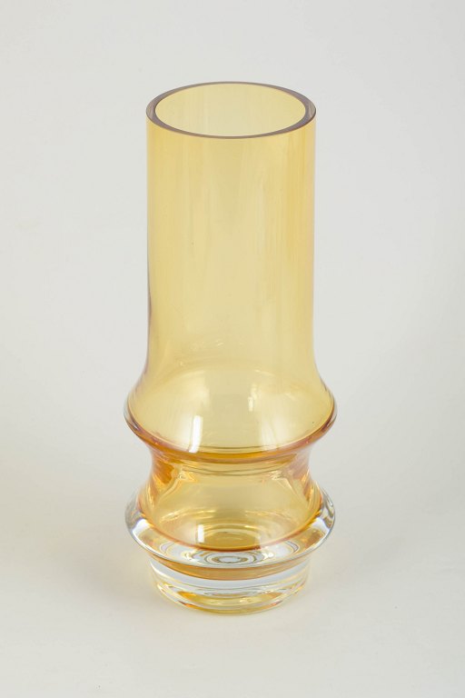 Tamara Aladin for Riihimäen Lasi, art glass vase.