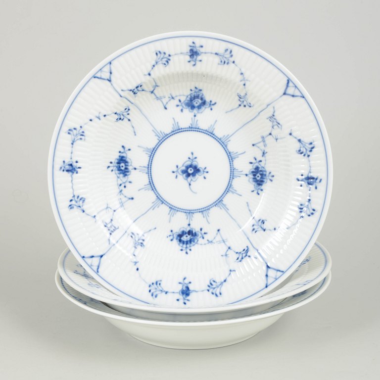 Royal Copenhagen Blue Fluted Plain, set of three pasta plates.