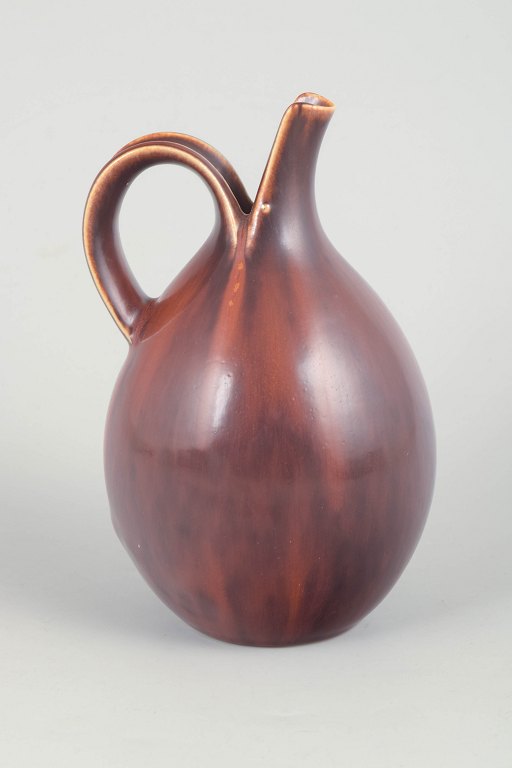 Eva Staehr Nielsen for Saxbo, pitcher.