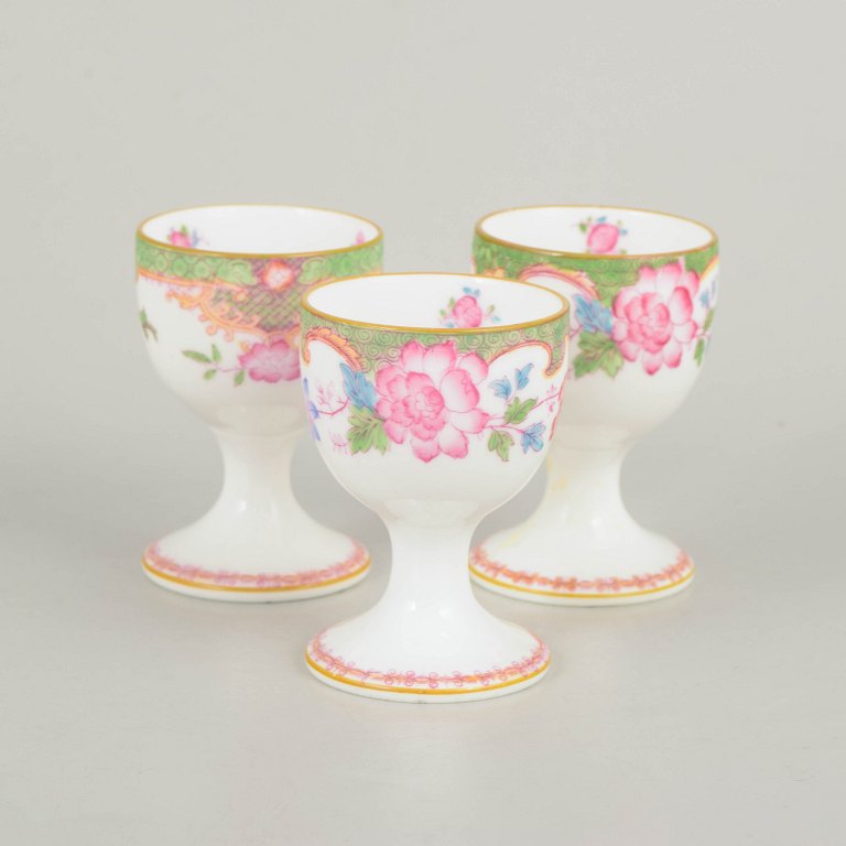 Royal Doulton "Temple", sæt af tre æggebægre.