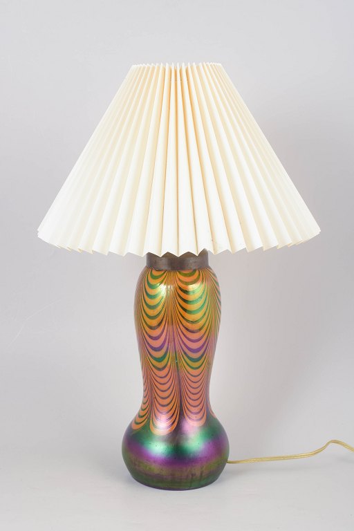 Wilhelm Kralik & Sohn bordlampe med Le Klint skærm.