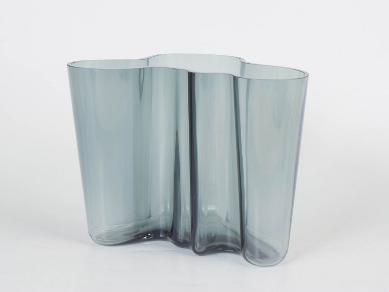 Alvar Aalto for Iittala, organisk glasvase.