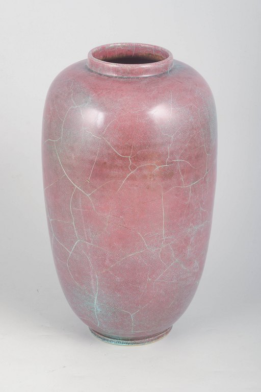 Richard Uhlemeyer, floor vase.